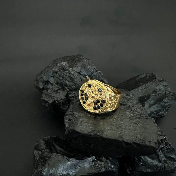 Anillo De Caballero De Crucifijo Y Piedras Negras + Envío Gratis