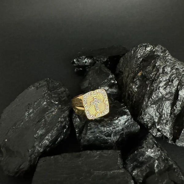 Anillo De Caballero De Cruz Cristal