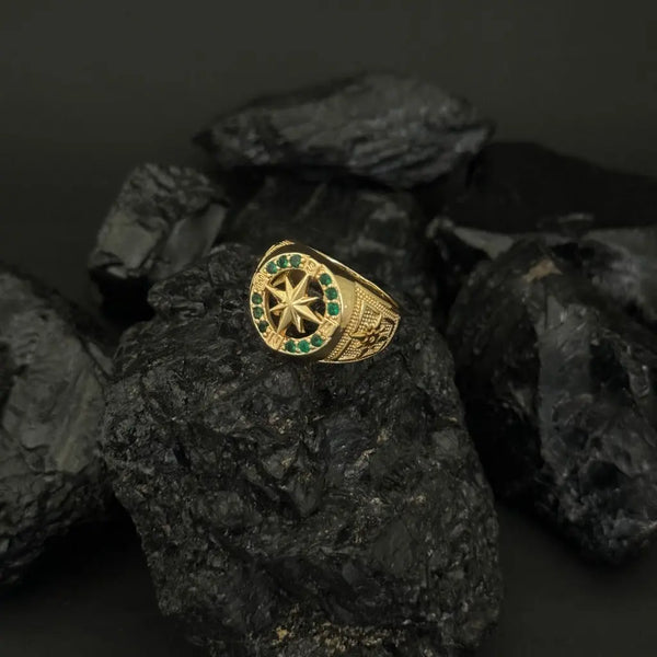 Anillo De Caballero De Diseño De Brújula Con Cristales Verdes