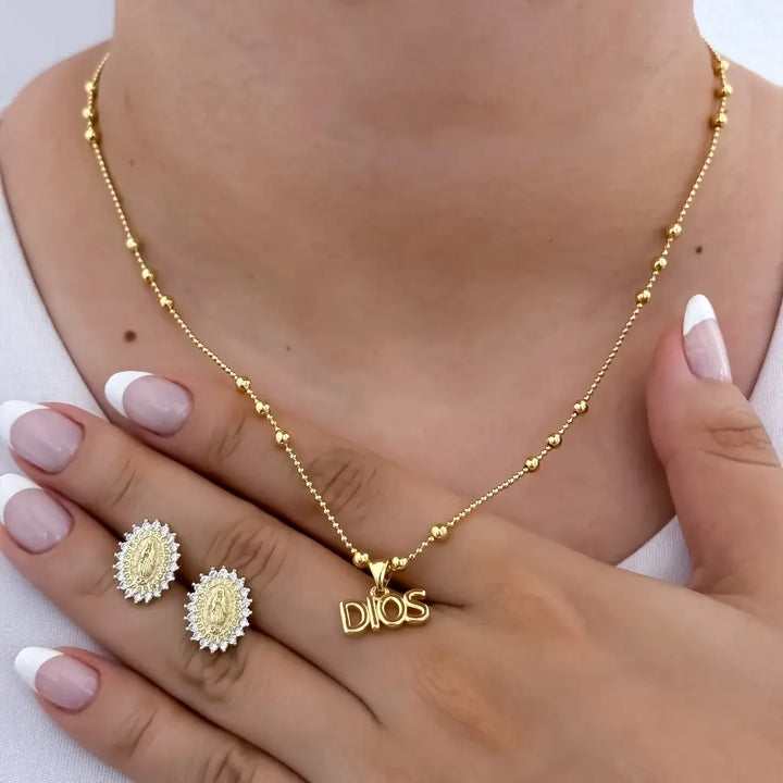 Conjunto De Dama Con Cadena De Tejido Militar Con Balines, Dije De Dios Y Topos De La Virgen De Guadalupe